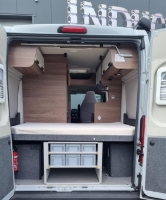 Afbeeldingen van Frame, stelling of inrichting op maat