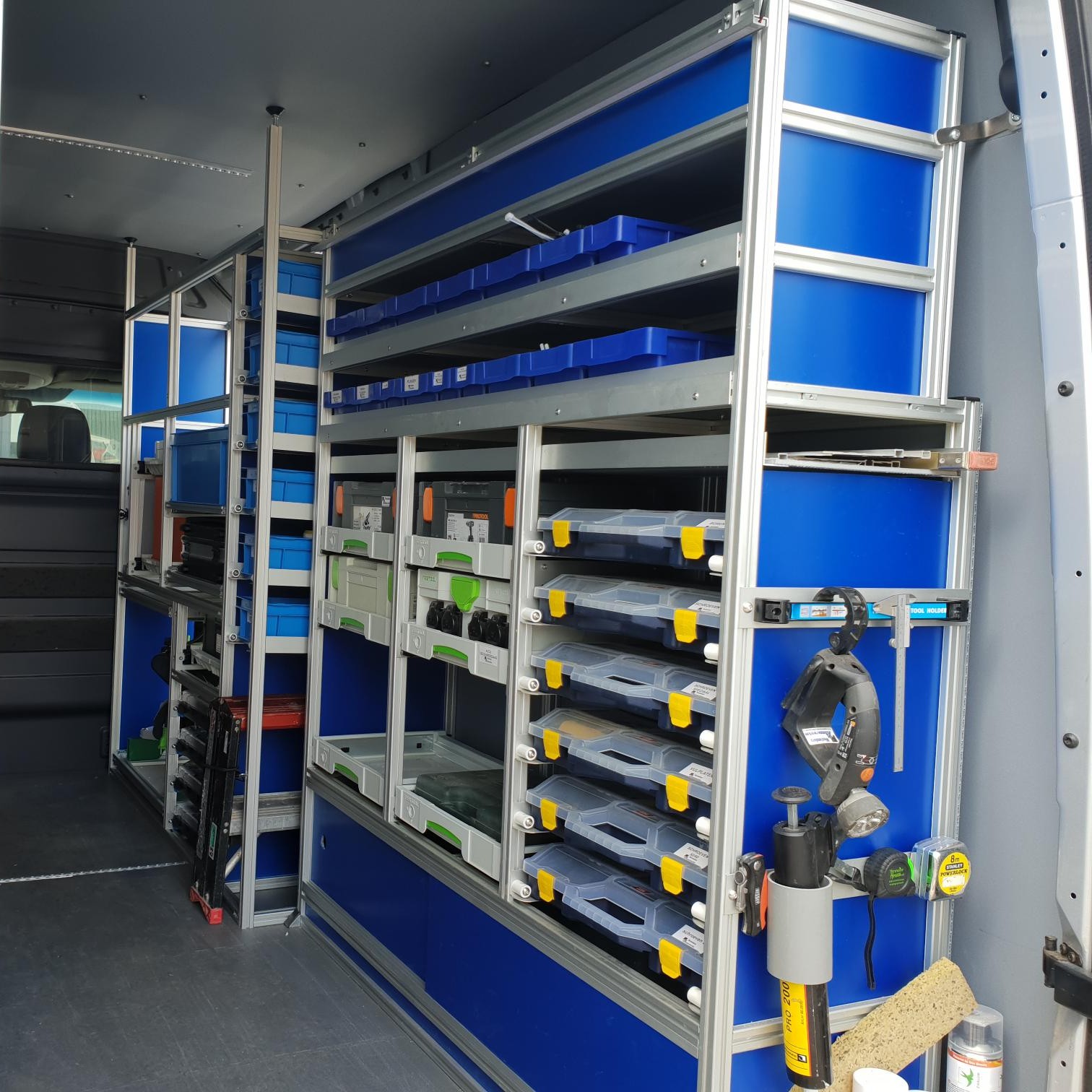 Bedrijfswageninrichting 3